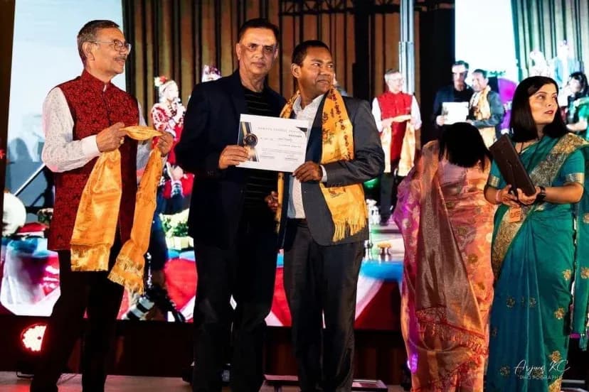 SSquare team receiving Best of Davis award on stage